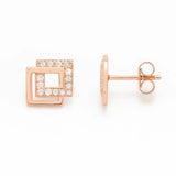 Rosévergoldete Ohrstecker in doppeltem Quadrat-Design mit funkelnden weißen Zirkonia-Steinen, gezeigt in Vorder- und Seitenansicht – eleganter, moderner Schmuck.