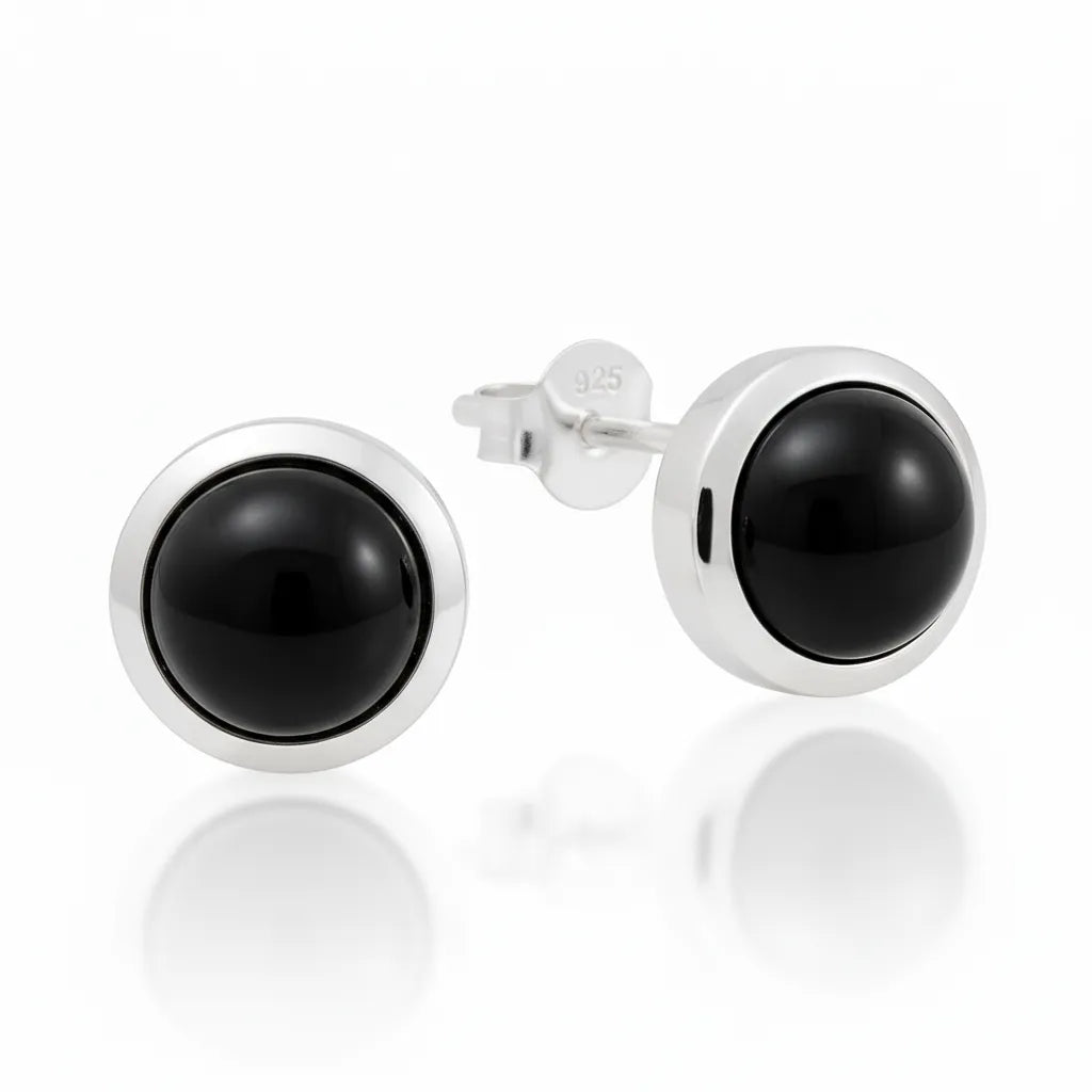 Elegante Damenohrstecker aus 925er Sterlingsilber mit rundem schwarzen Onyx Edelstein.