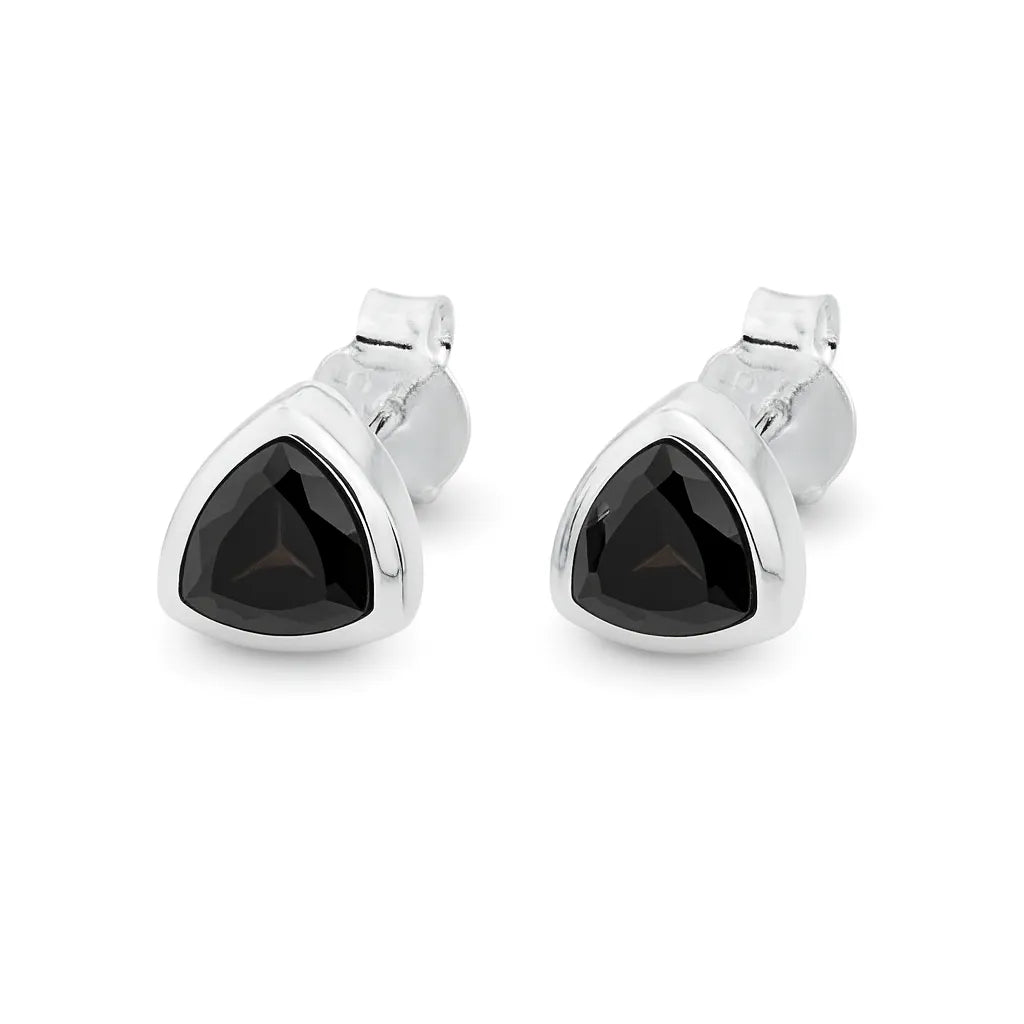 Elegante Damenohrstecker aus 925er Sterlingsilber mit triangle Onyx  Edelstein.