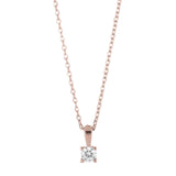 Diese feine Damenhalskette aus 925 Sterling Silber, wahlweise rhodiniert, gelb- oder rosévergoldet, mit einem rund geschliffenen Zirkonia-Solitär im Krappenanhänger richtet sich an stilbewusste Frauen, die eine zeitlose Kette für Alltag und besondere Anlässe suchen.