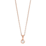 Diese zarte Damenhalskette aus 925 Sterling Silber, wahlweise rhodiniert, gelb- oder rosévergoldet, mit rund gefasstem Zirkonia-Solitär als Anhänger ist ideal für stilbewusste Frauen im Alltag und zu besonderen Anlässen.