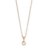 Diese zarte Damenhalskette aus 925 Sterling Silber, wahlweise rhodiniert, gelb- oder rosévergoldet, mit rund gefasstem Zirkonia-Solitär als Anhänger ist ideal für stilbewusste Frauen im Alltag und zu besonderen Anlässen.