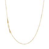 Feine Damenhalskette aus vergoldetem 925 Sterling Silber mit seitlichem Tropfen-Element und funkelnden Zirkonia, ideal für stilbewusste Frauen im Alltag und zu besonderen Anlässen.