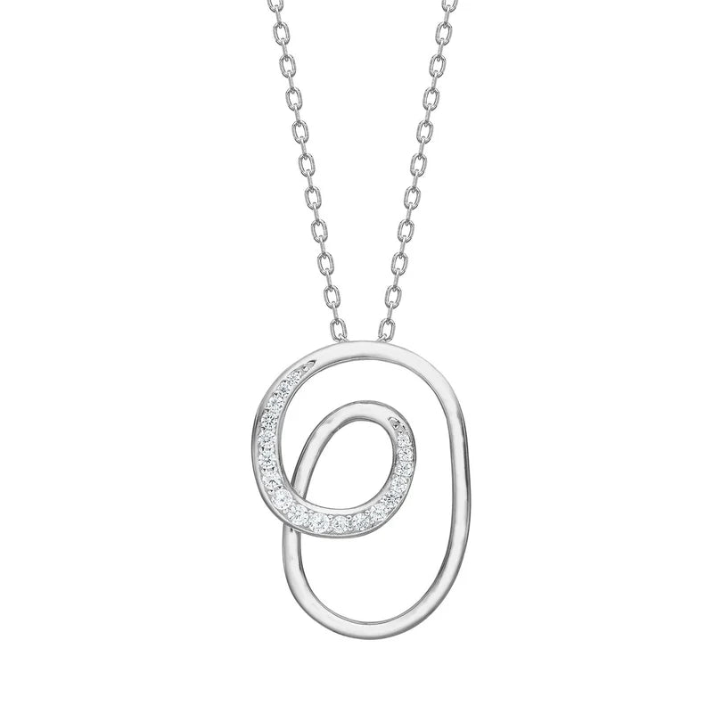 Diese moderne Damen-Halskette aus 925 Sterling Silber, wahlweise vergoldet oder in Silber, besitzt einen abstrakten Doppel-Oval-Anhänger mit Zirkonia-Besatz und richtet sich an stilbewusste Frauen.