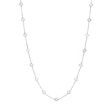 Die Abbildung zeigt eine filigrane Damenhalskette aus 925 Sterling Silber mit vielen kleinen, offenen Kreuz-Elementen im modernen, zeitlosen Design für stilbewusste Frauen.