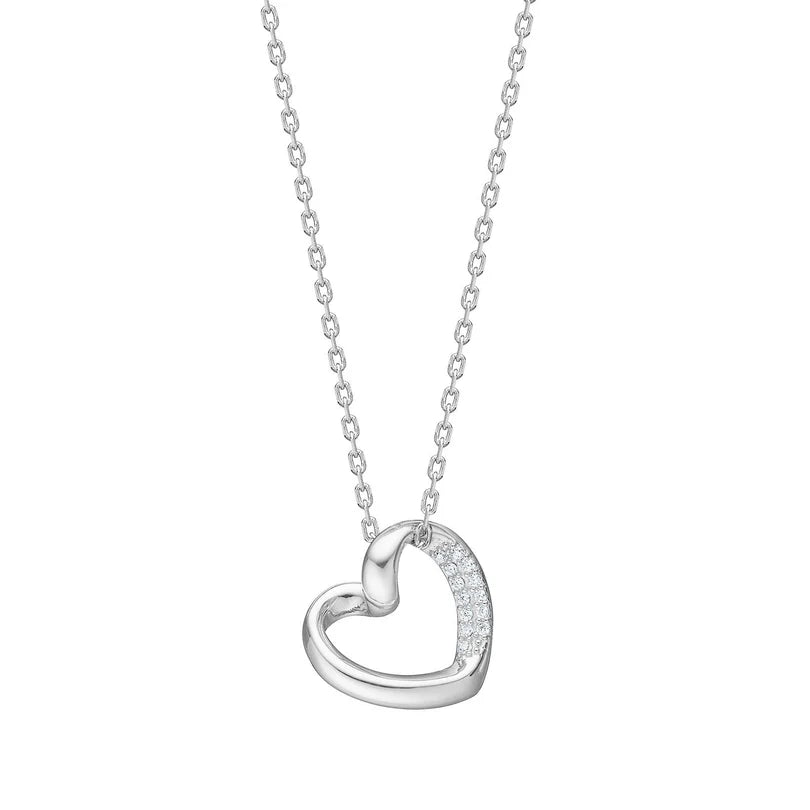 Diese zarte Damen-Halskette aus 925 Sterling Silber, wahlweise vergoldet, zeigt einen teilweise mit Zirkonia besetzten Herzanhänger und richtet sich an romantische, stilbewusste Frauen.