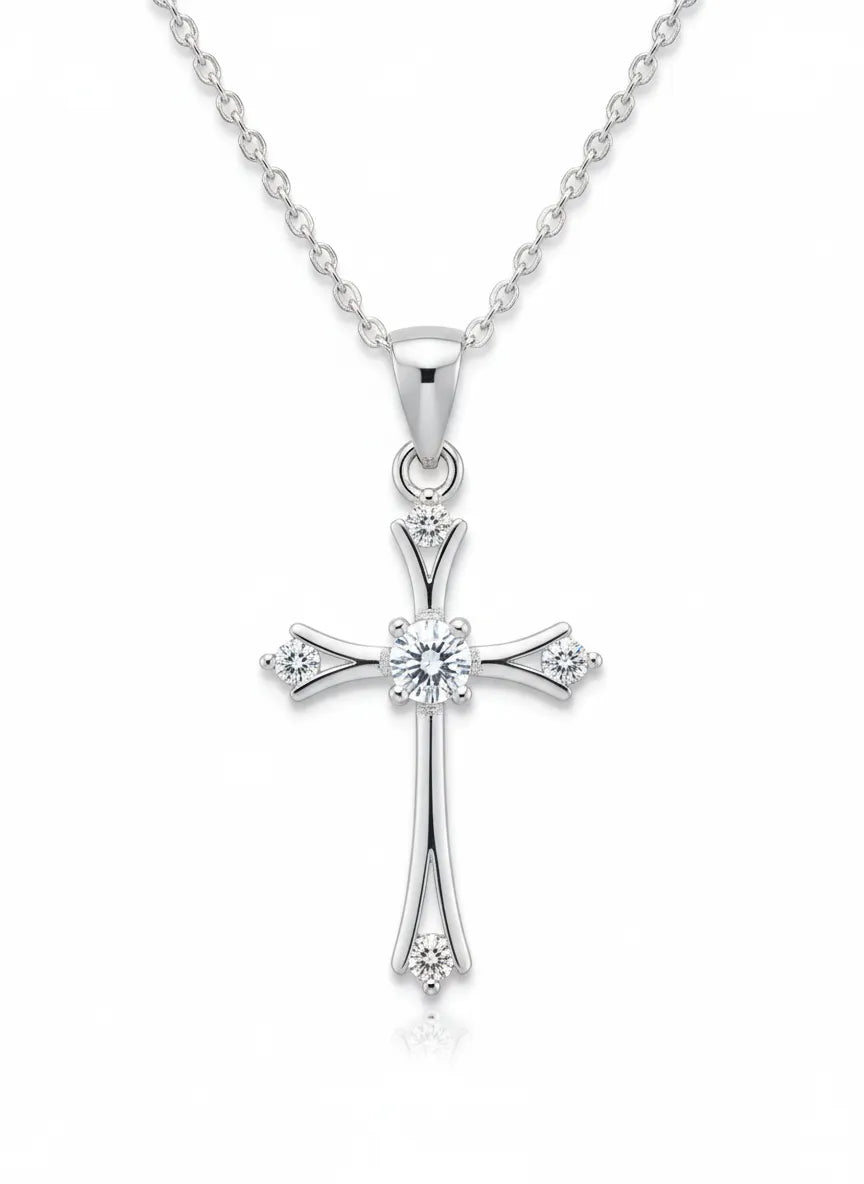 Silberkette mit Kreuzanhänger aus 925 Sterling Silber, verziert mit funkelnden Zirkonia-Steinen und glänzender Oberfläche.