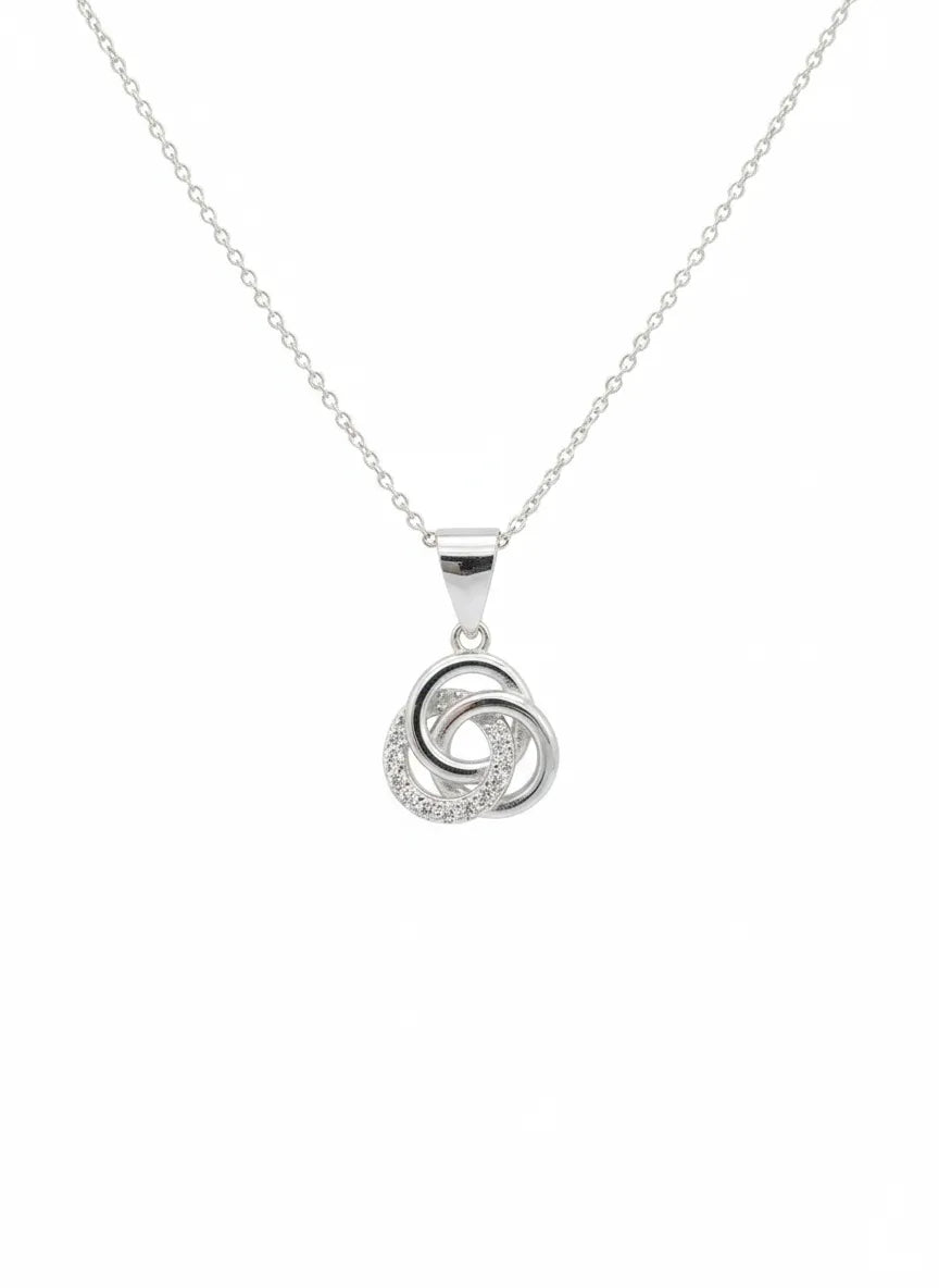 Damen Halskette aus 925 Sterling Silber mit Anhänger aus drei ineinander verschlungenen Kreisen, teilweise mit funkelnden Zirkonia besetzt, eleganter zeitloser Halsschmuck.
