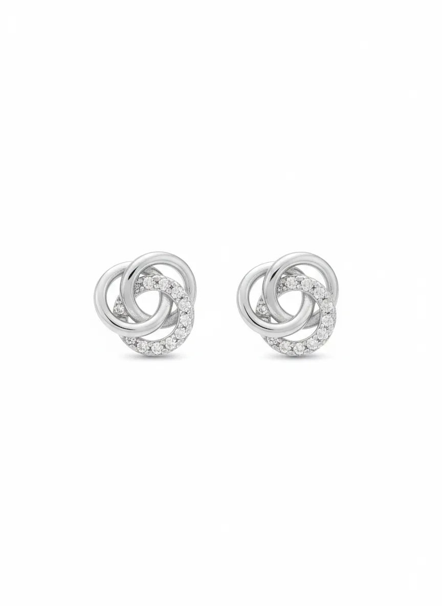 Damen Ohrstecker aus 925 Sterling Silber mit verschlungenen Kreisen und funkelnden Zirkonia, elegante zeitlose Ohrstecker für Alltag und besondere Anlässe.