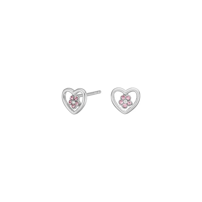 Diese Kinder-Ohrstecker aus 925 Sterling Silber zeigen kleine herzförmige Fassungen mit rosa Kristallen in Blütenform und sind ideal für Mädchen mit empfindlichen Ohren.