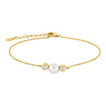 Das Bild zeigt ein zartes Damenarmband aus 925 Sterling Silber mit mittiger Süßwasserperle, zwei funkelnden Zirkonia-Steinen und verstellbarer Kette, ideal für stilbewusste Frauen.