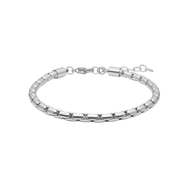 Das Produktbild zeigt ein elegantes Herrenarmband für Männer aus poliertem Edelstahl mit markanter Gliederstruktur, Verlängerungskettchen und wahlweise IP-Vergoldung als stilvolles Accessoire für Alltag und besondere Anlässe.