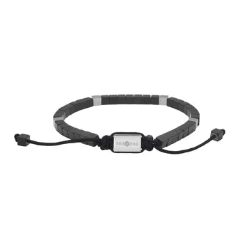 Das Bild zeigt ein ultraflaches Unisex-Armband aus schwarzen Achatplättchen mit silbernen oder goldfarbenen Edelstahlelementen und verstellbarem Textilband für stilbewusste Damen und Herren.