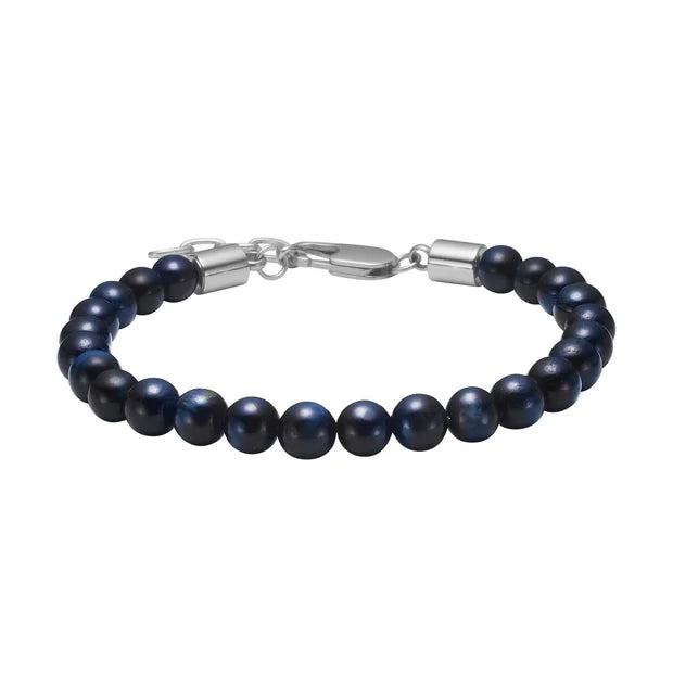 Herrenarmband mit runden Perlen aus blauem Tigerauge und Edelstahlverschluss, ein natürlich-elegantes Schmuckstück für stilbewusste Männer.
