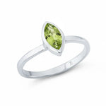 Damenring aus 925er Sterlingsilber mit Peridot